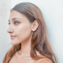 Load image into Gallery viewer, Hammered Cuff