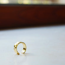 Load image into Gallery viewer, Hammered Cuff