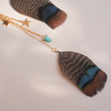 Load image into Gallery viewer, Feather Earrings 1125