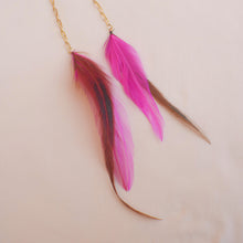 Load image into Gallery viewer, Feather Earrings 1127
